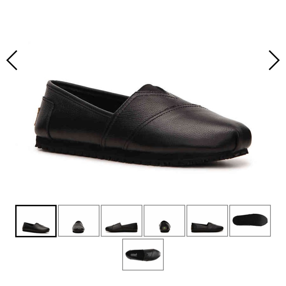 Laforst women’s size 6.5 nonslip shoes